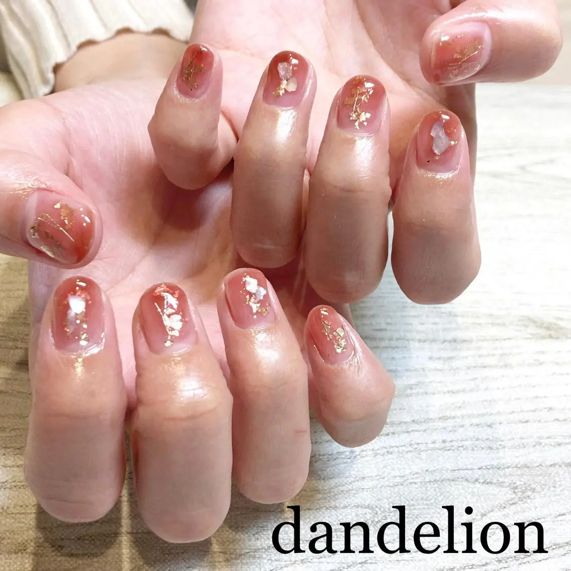 ネイル ハンドネイル ハンドケア dandelion ダンデライオンのネイルデザイン