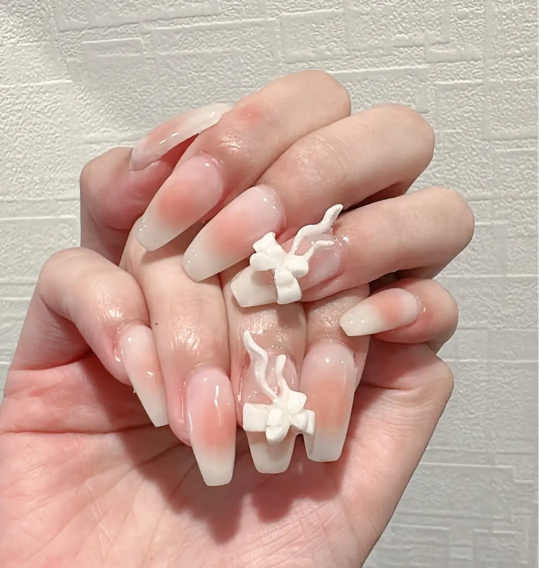 🎀韓国大人気チ-クネイル初回オフ込み＋2個パーツ（10日以内直し無料）の写真