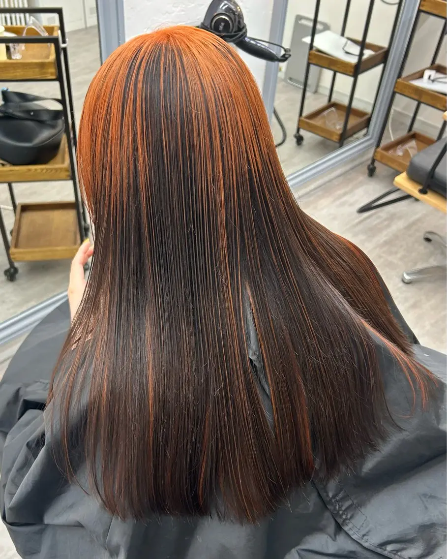 カラー MAMI / Lienのヘアスタイル