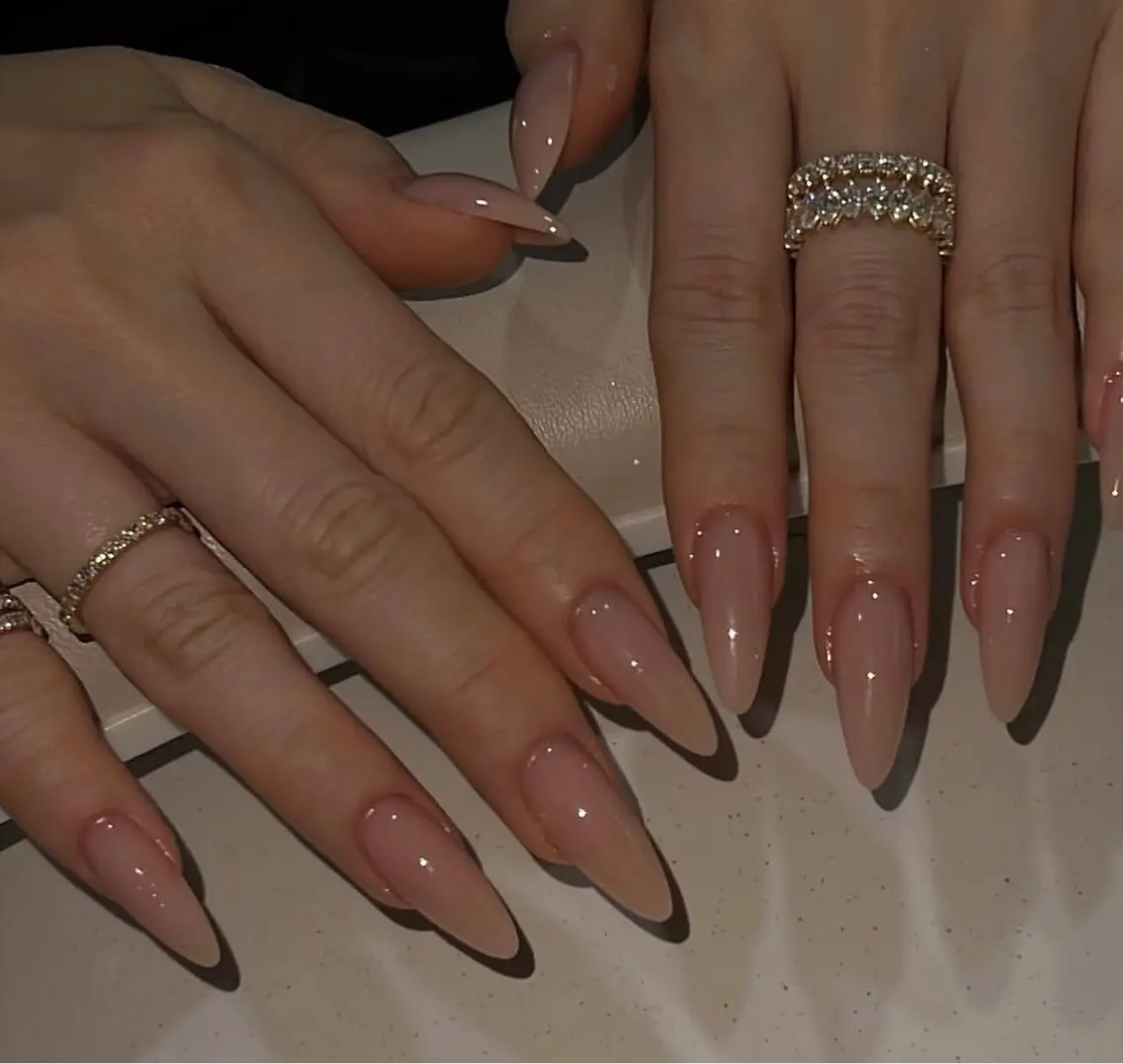 ネイル アートネイル ジェルネイル ストーンネイル ネイルチップ NiJi Nailsのネイルデザイン