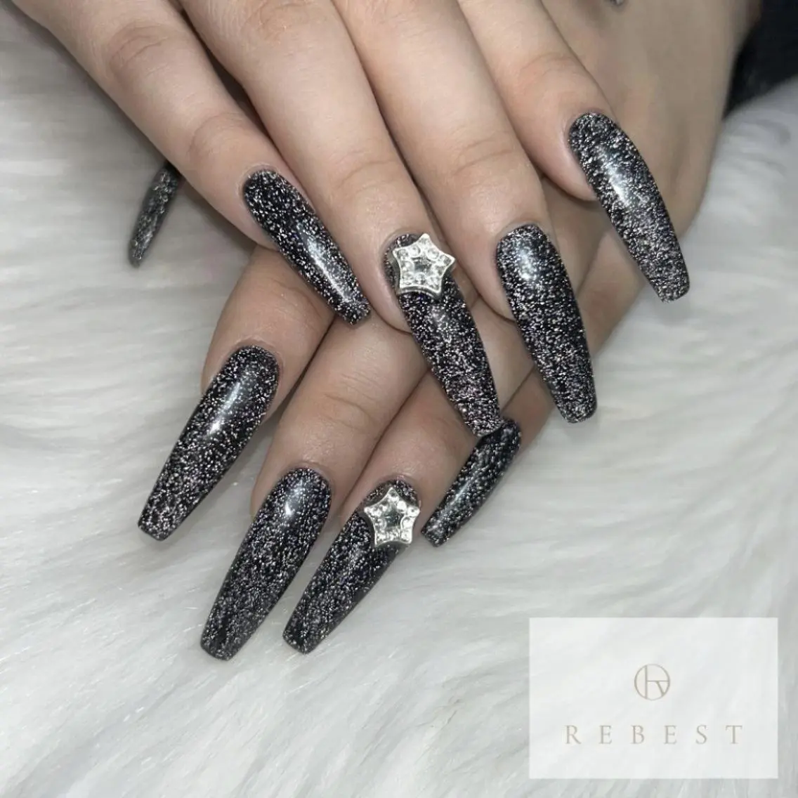 ネイル 天王寺rebest 💅nailのネイルデザイン