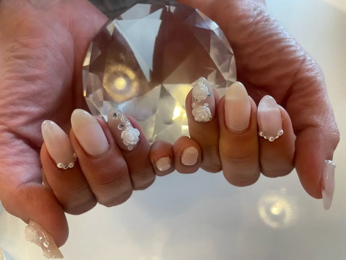 ネイル ♡ビジュール♡ NAIL &まつ毛のマツエク・マツパデザイン