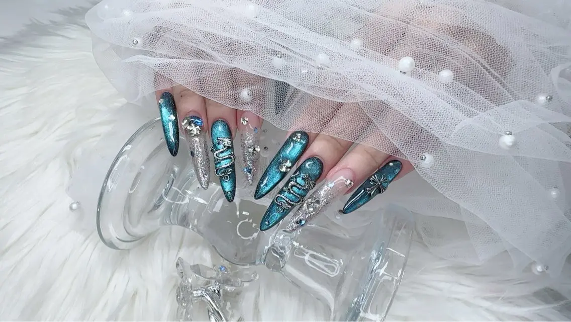 ネイル R salonのネイルデザイン