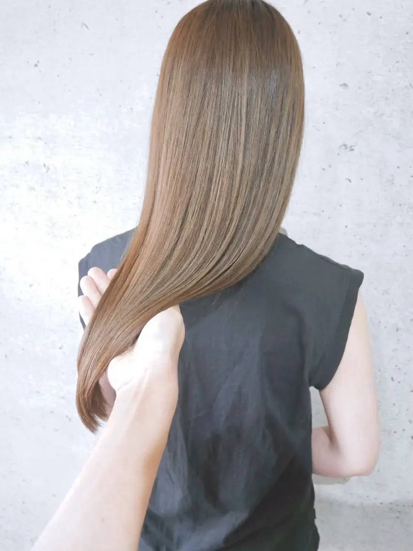 REINA Day&Nightのヘアスタイル