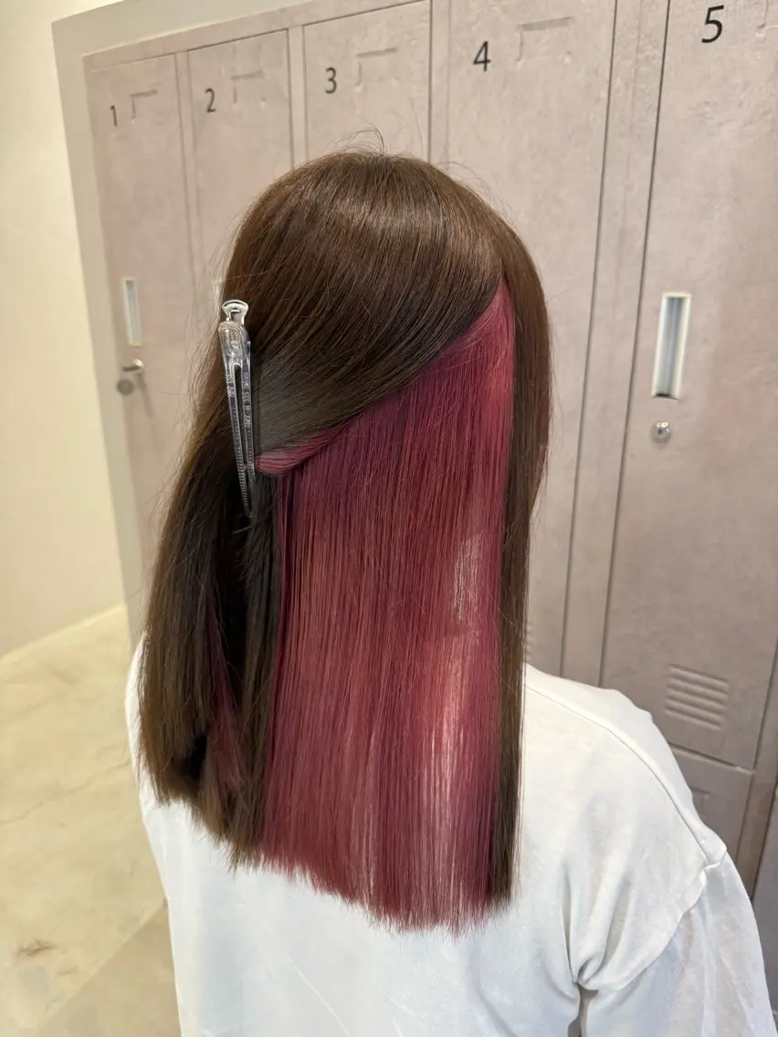 カラー ピンクカラー ヘアカラー 馬場 美咲のヘアスタイル