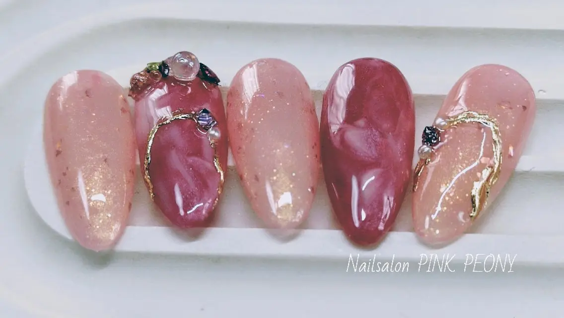 ネイル 大理石ネイル(マーブル) PINK PEONY AMIのネイルデザイン