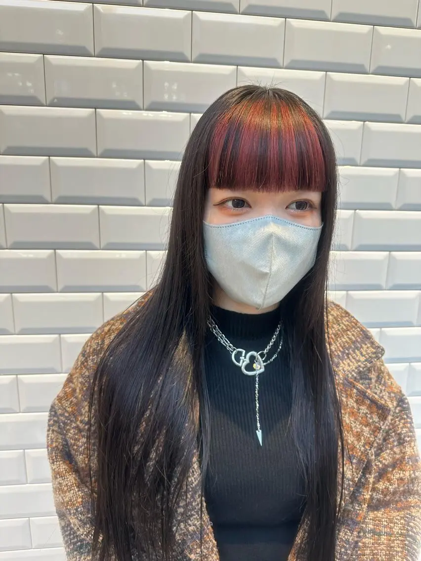 インナーカラー＋前処理トリートメント付きの写真