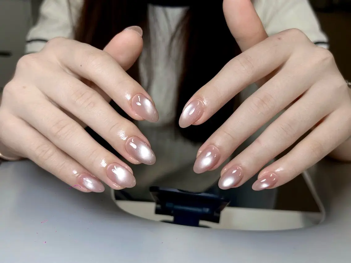 ネイル マグネットネイル ハンドネイル Lya Nail Salonのネイルデザイン