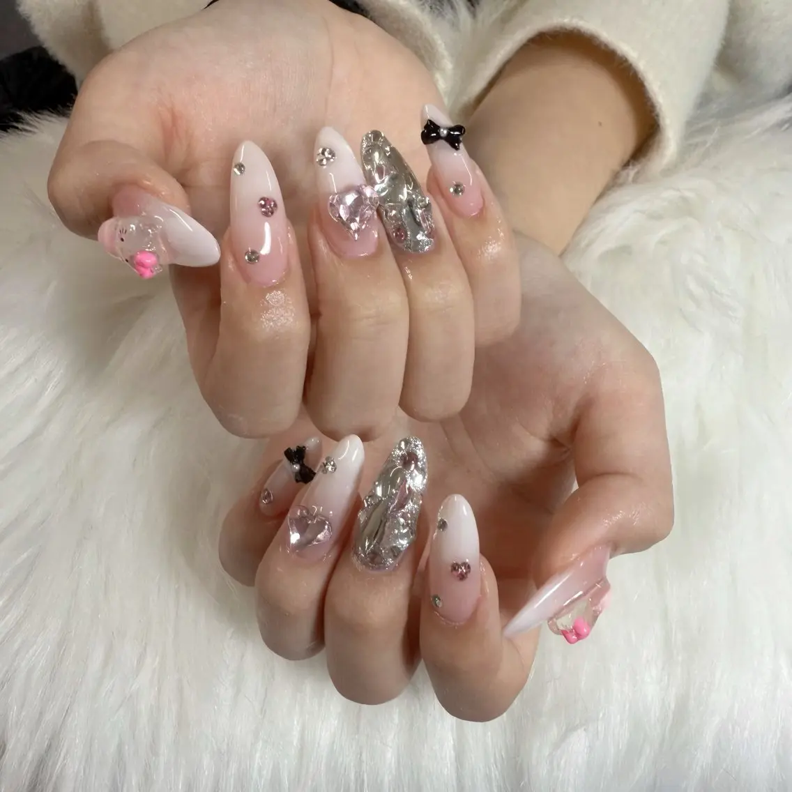 ネイル ハンドネイル 🎀nana🫧 ワンホンネイル🎀のネイルデザイン