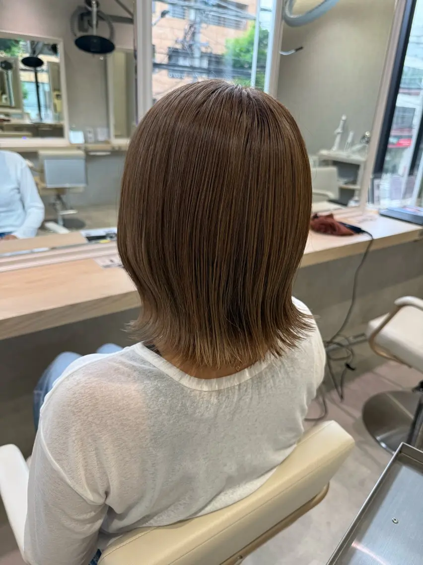 ミディアム カット ヘアカラー トリートメント 美髪⭐︎髪質改善 井上　康司のヘアスタイル