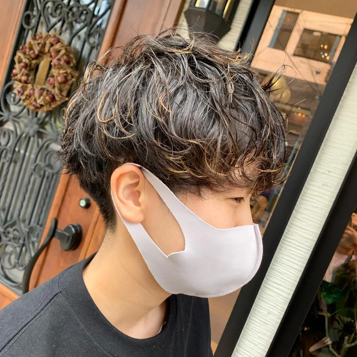 ショート カラー パーマ ハイライトカラー ハイライト ニュアンスパーマ yoshi （髙橋）のヘアスタイル