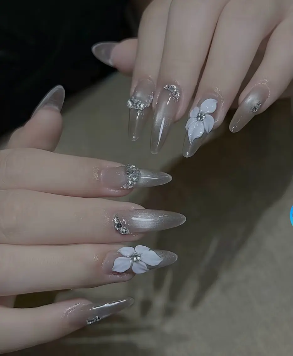 ネイル 長さ出し フットネイル ジェルネイル 韓国ネイル マグネットネイル ハンドネイル YMT NailStudioのネイルデザイン