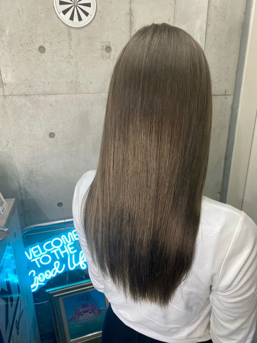 セミロング カラー ベージュカラー 國分 伸也のヘアスタイル