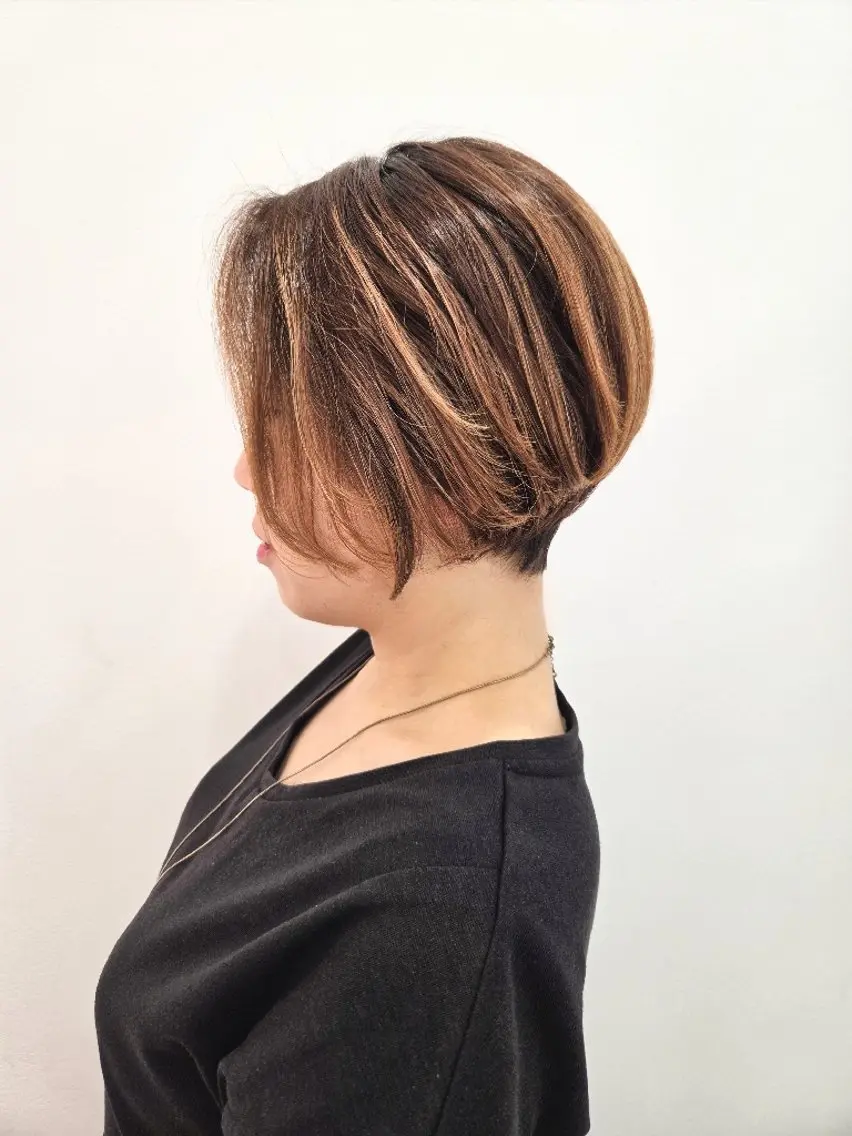 ショート カット 齋藤 愛美のヘアスタイル