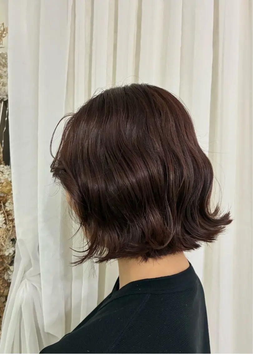 ショート カラー 切りっぱなしボブ ボブ 🌟小出 倫花🌟 艶カラー/カットのヘアスタイル