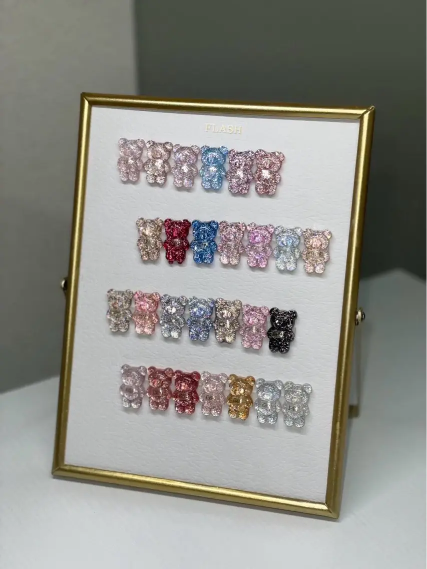 ネイル フラッシュネイル キラキラネイル ハンドネイル enju kie⭐︎のネイルデザイン