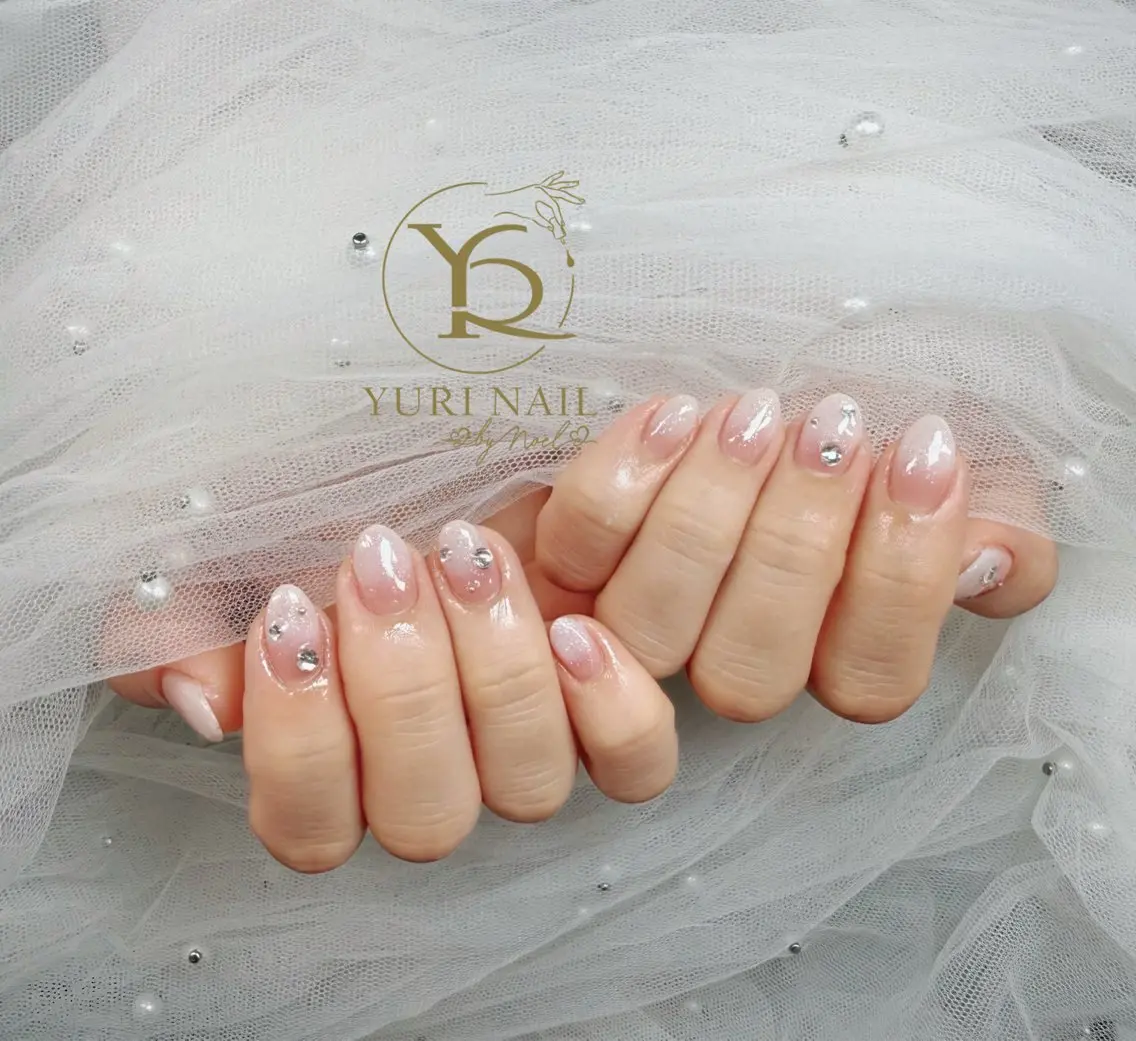 ネイル チークネイル フットネイル 韓国ネイル ニュアンスネイル オフィスネイル ハンドネイル フットネイル ハンドケア YURI Nail NARITAのネイルデザイン