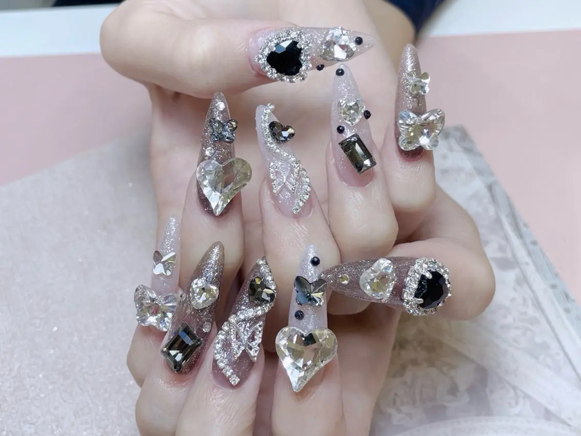 ネイル princess👑 木戸　唯のネイルデザイン