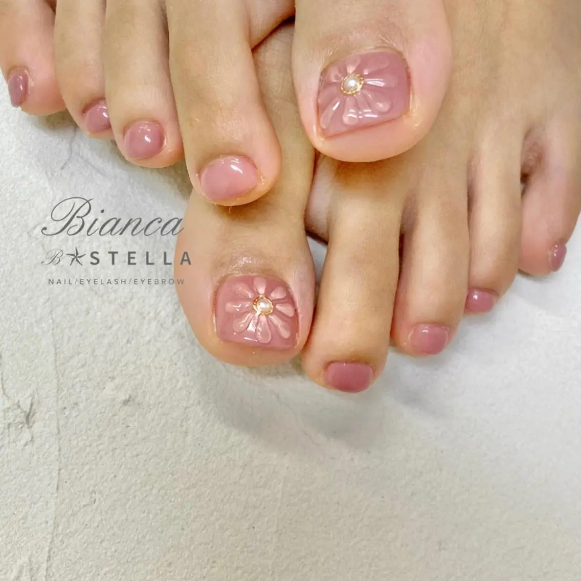 ネイル フットネイル 松本 実咲のネイルデザイン