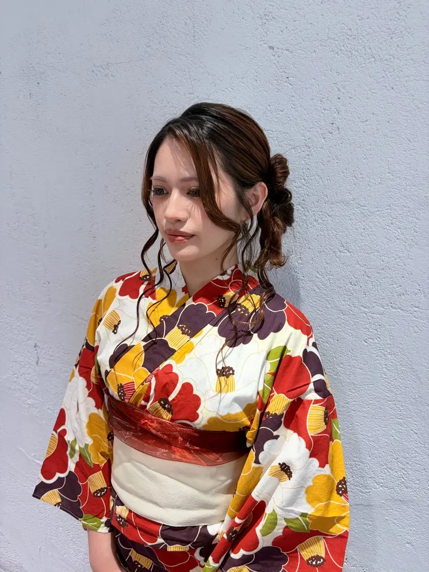 ロング ヘアアレンジ ヘアセット ♛︎ きっか ♛︎ ヘアアレンジ🩵のヘアスタイル