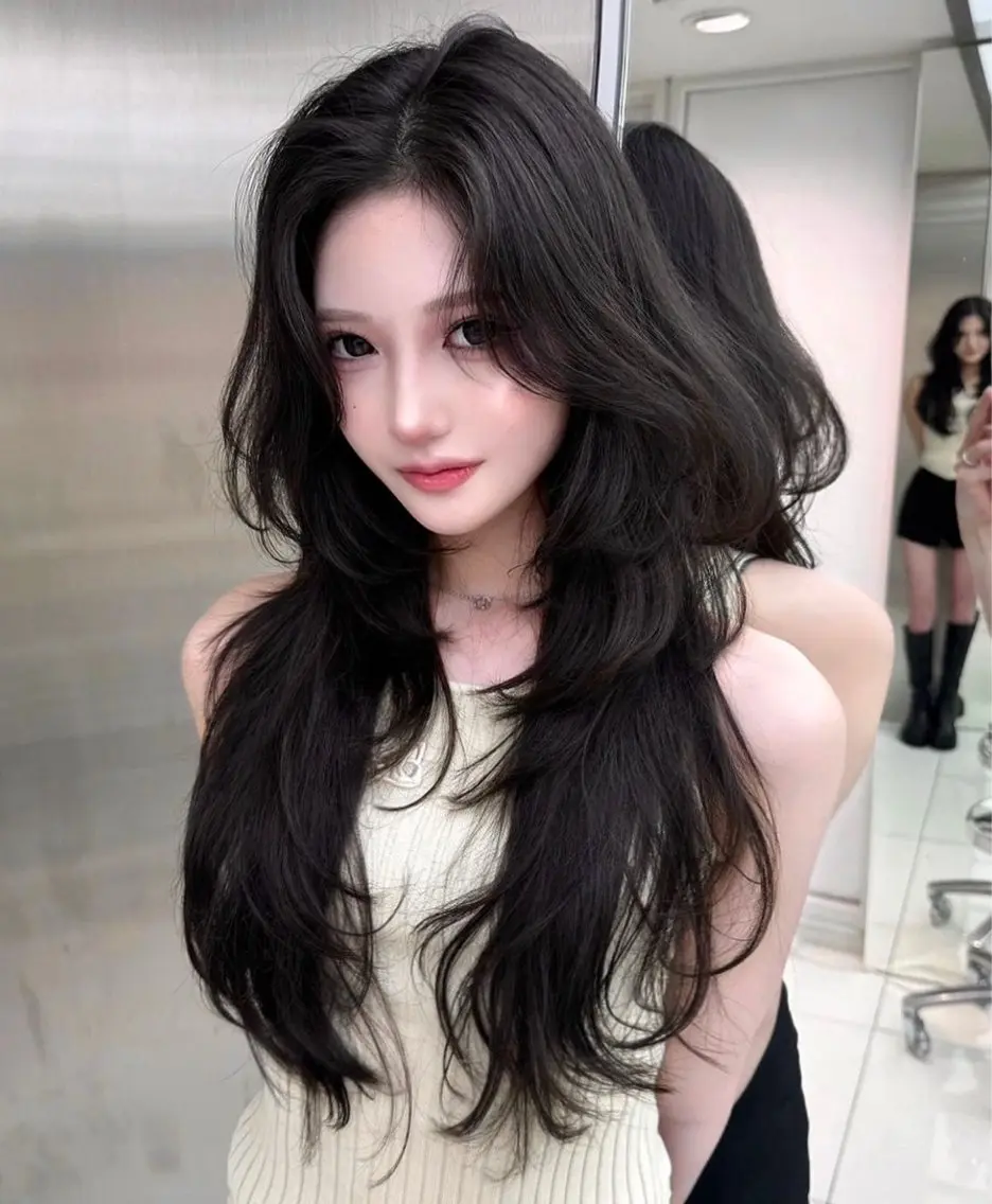 ロング 🥀モテ髪レイヤー 職人🥀のヘアスタイル