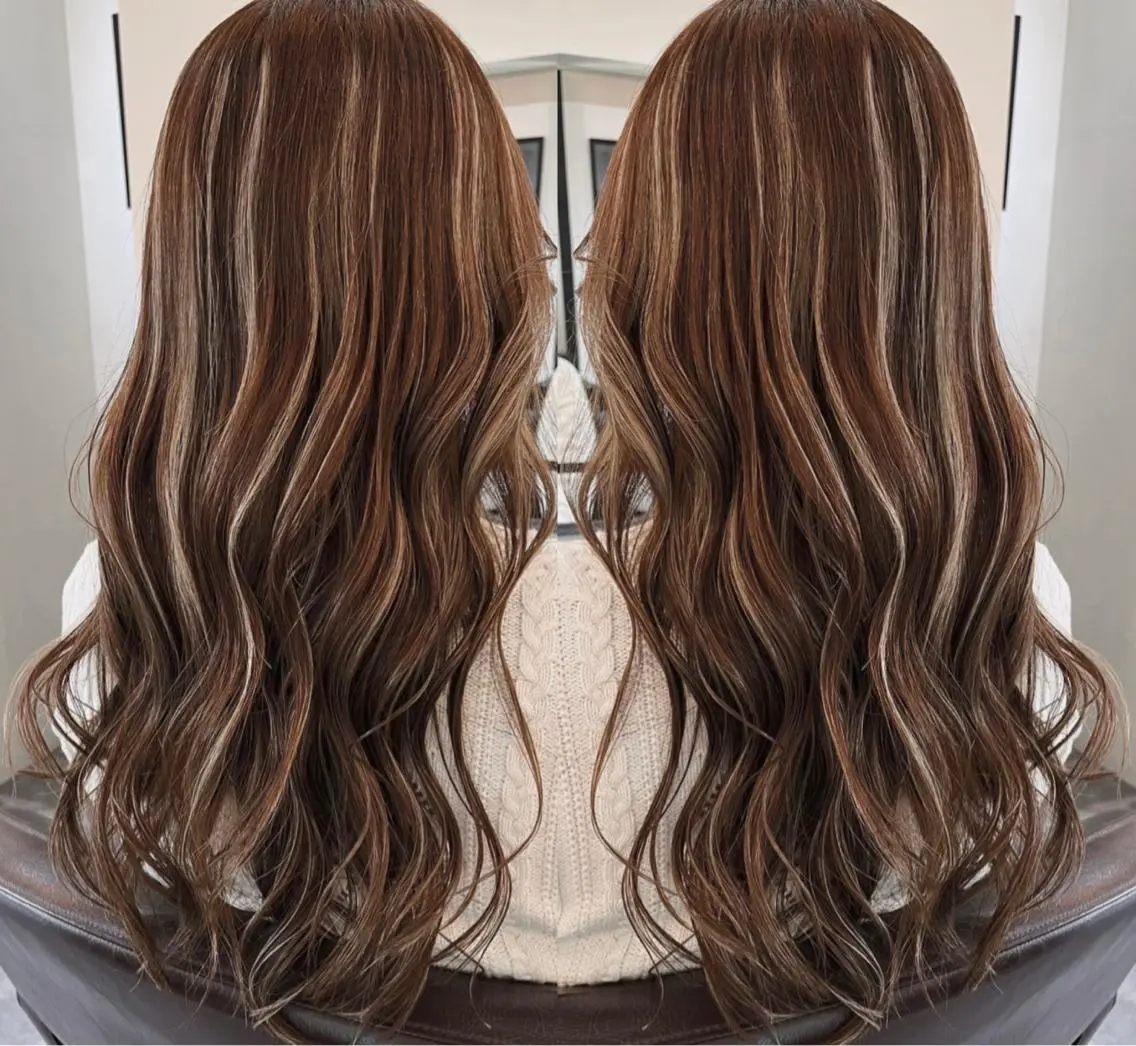 ロング カラー ヘアアレンジ ヘアカラー ハイトーンカラー 🦋yuri🦋のヘアスタイル
