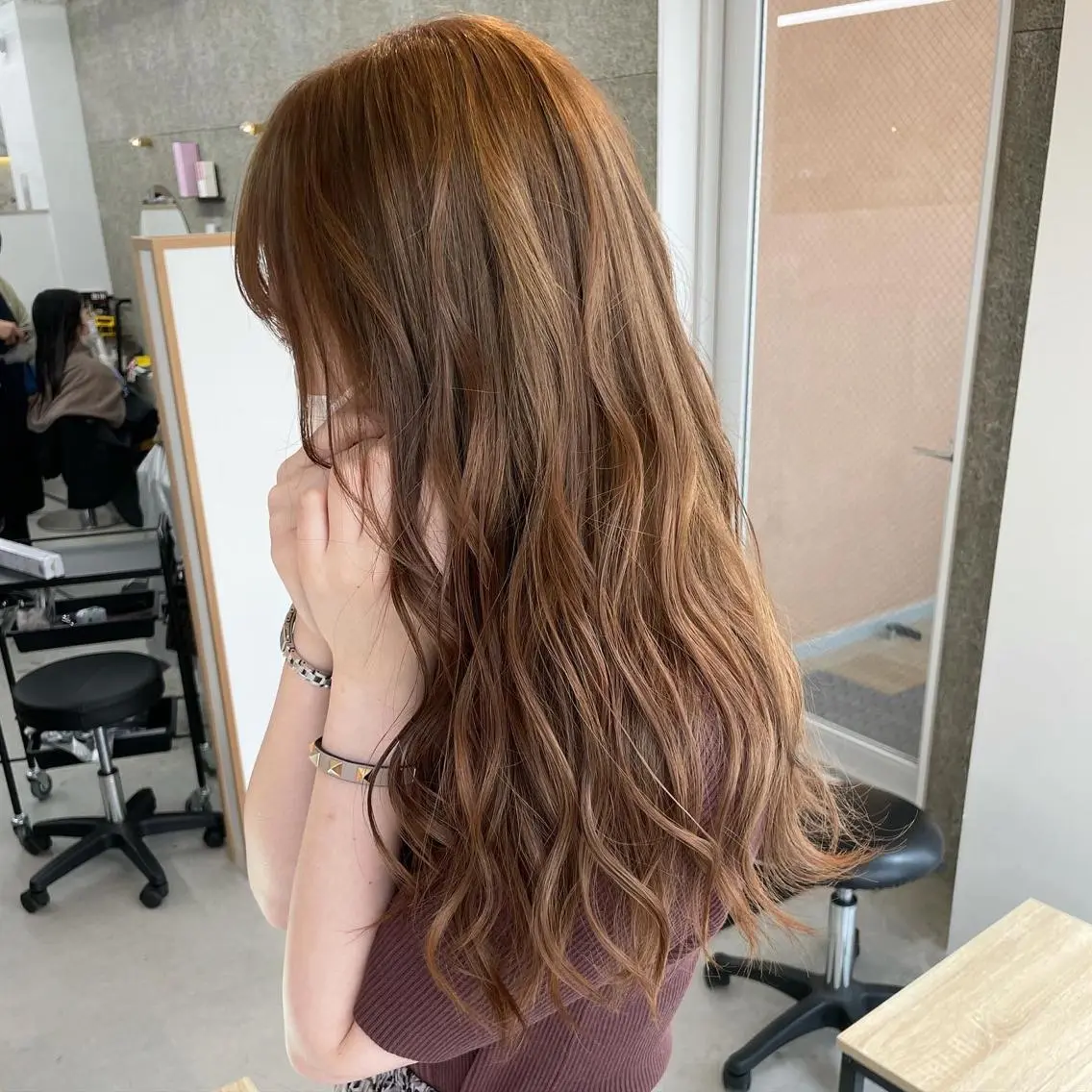 セミロング カラー ブリーチ ケアブリーチ ヘアカラー トリートメント Lull1人美容室 バレイヤージュのヘアスタイル