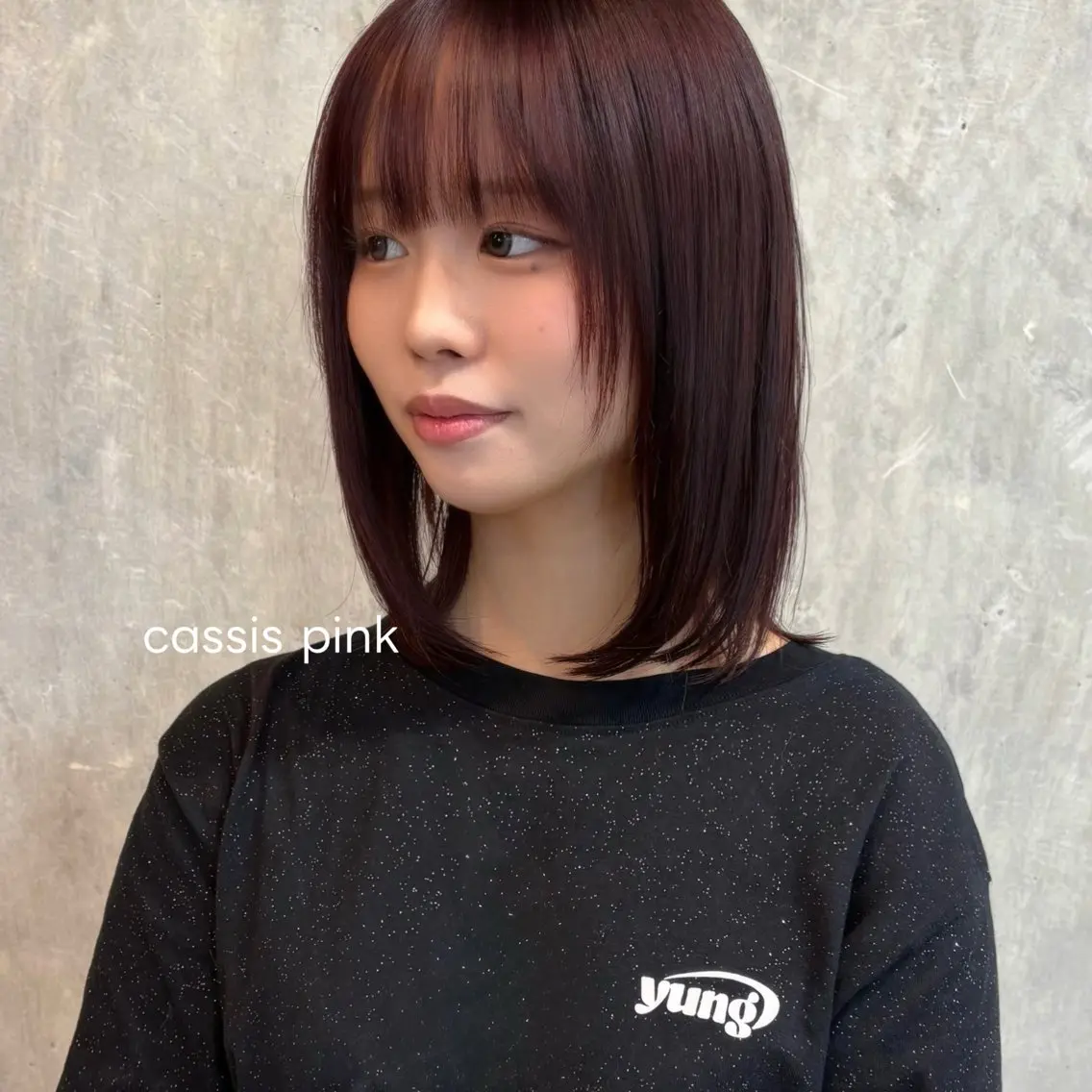 ミディアム カラー ブリーチ カシス 透明感カラー ブリーチなしカラー ピンクカラー ヘアカラー botan🎀 harunaのヘアスタイル
