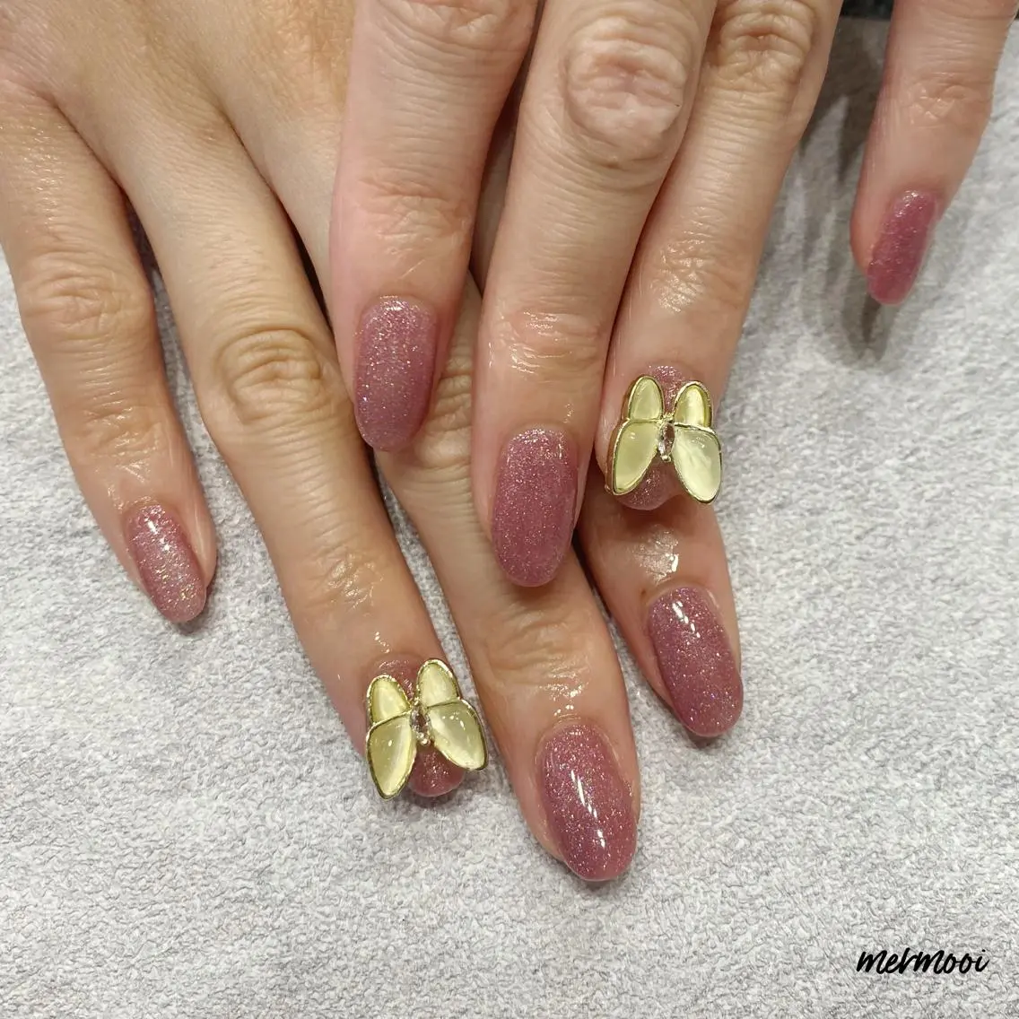 ネイル ジェルネイル キラキラネイル 韓国ネイル ラメ(グリッター) ワンカラーネイル mermooi nailのネイルデザイン