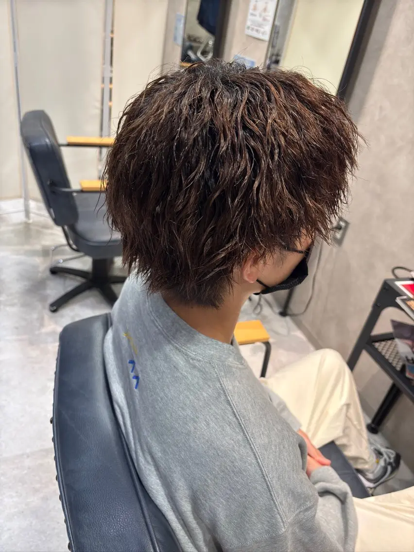 メンズカット+ツイスパ、波巻きパーマの写真