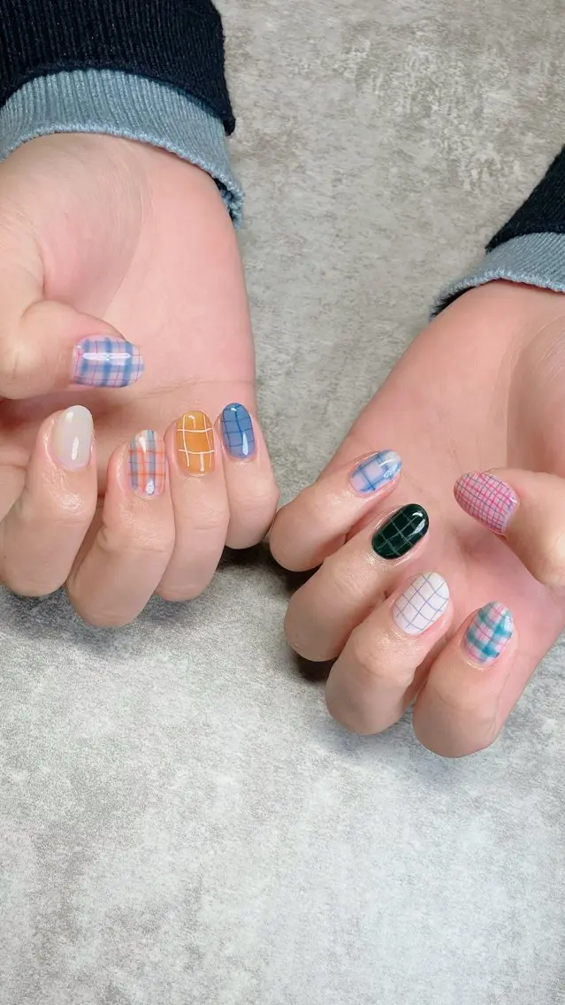 ネイル shino🌟 痛ネイルのネイルデザイン