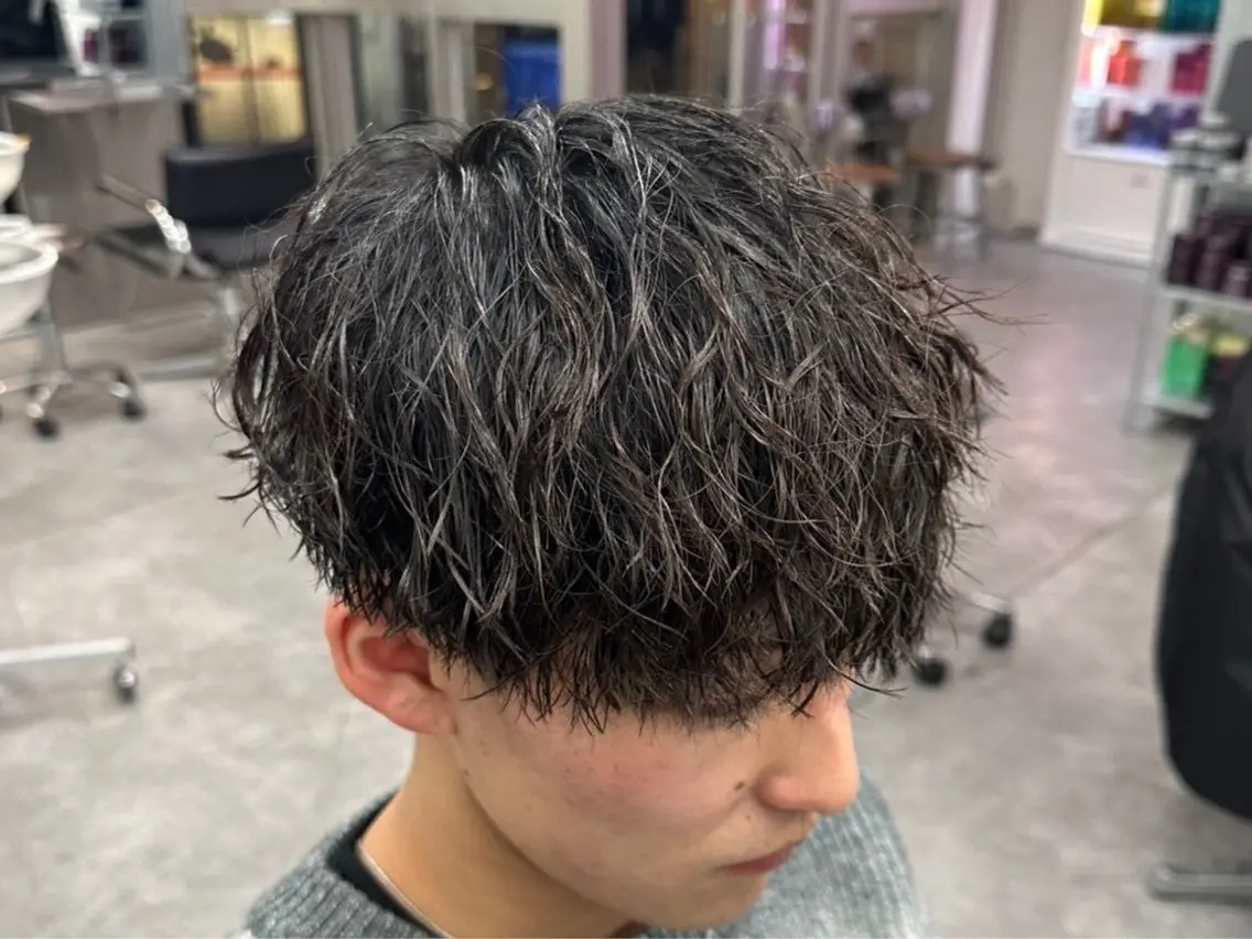 パーマ メンズ カット パーマ メンズ特化✨️ 韓国風パーマ🔥一八のヘアスタイル