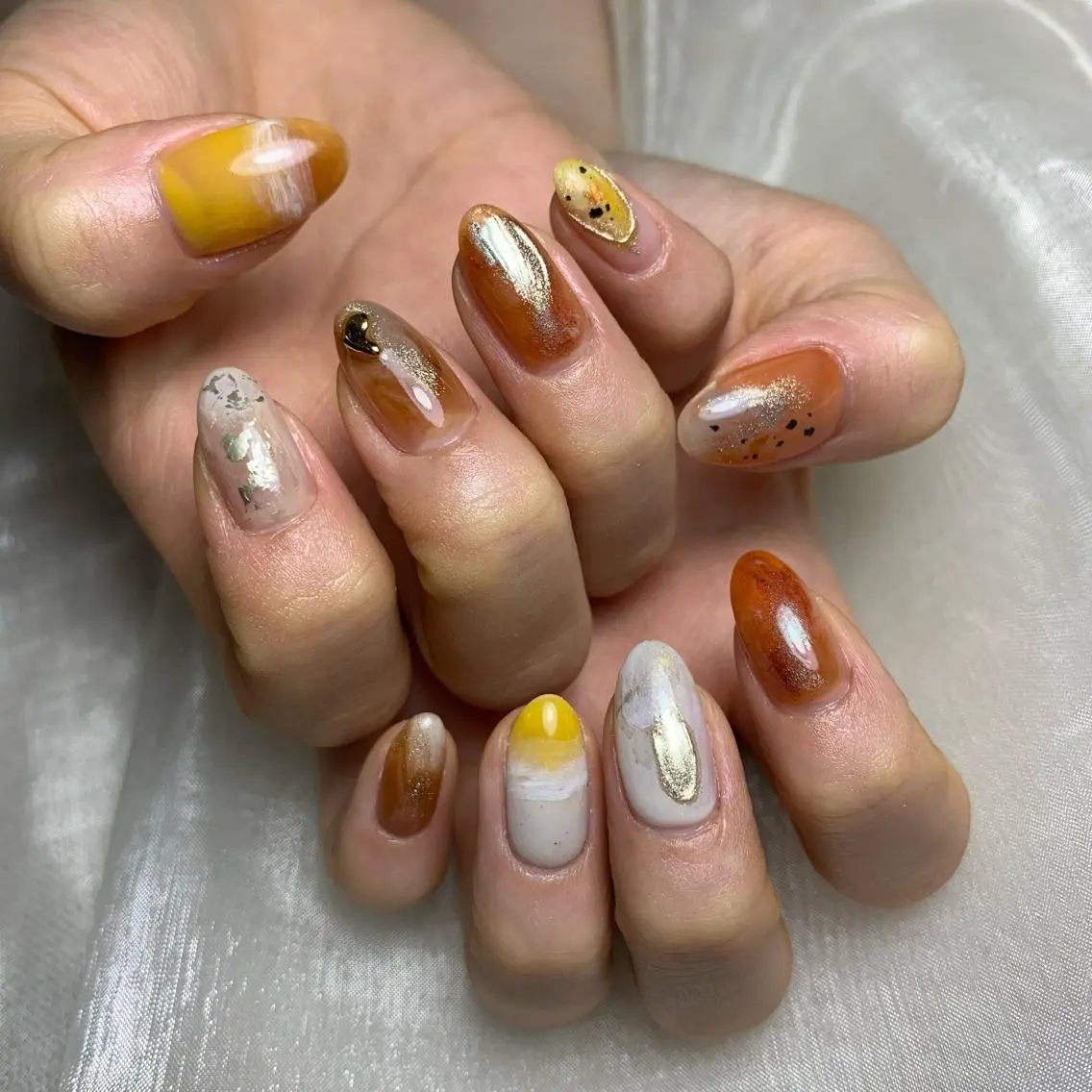 ネイル 里見 麗のネイルデザイン