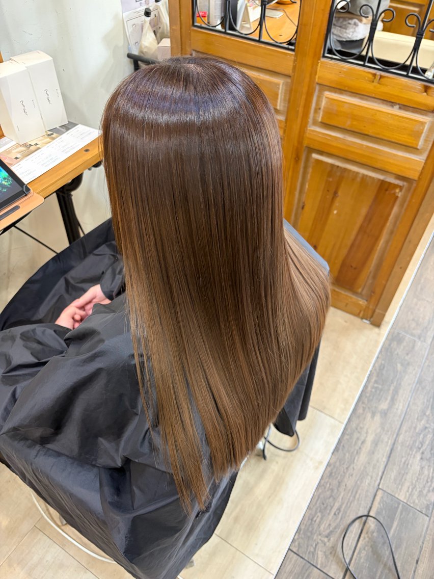 ロング カラー 伸ばしかけ 髪質改善 縮毛矯正 トリートメント カット ヘアカラー トリートメント 縮毛矯正/山根勇平 /完全マンツーマンのヘアスタイル