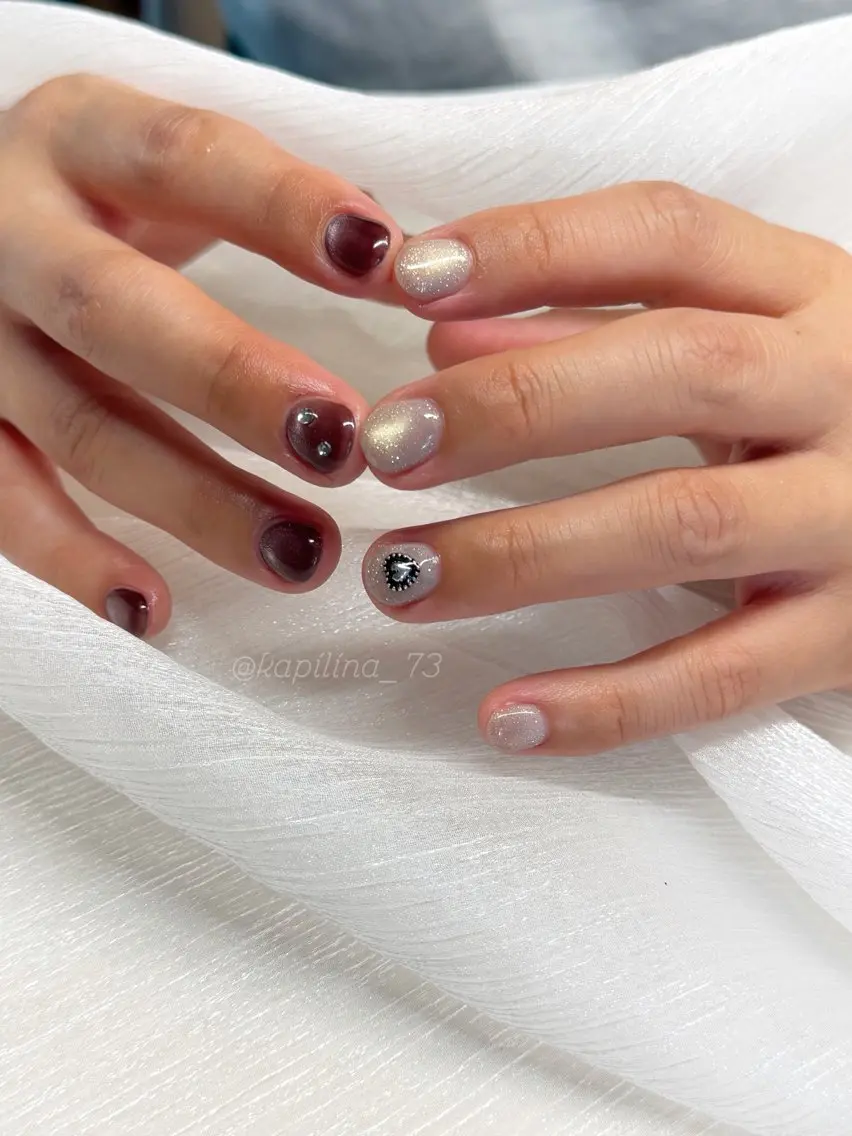 ネイル ショートネイル ハンドネイル Kapilina🌺 MOMOのネイルデザイン