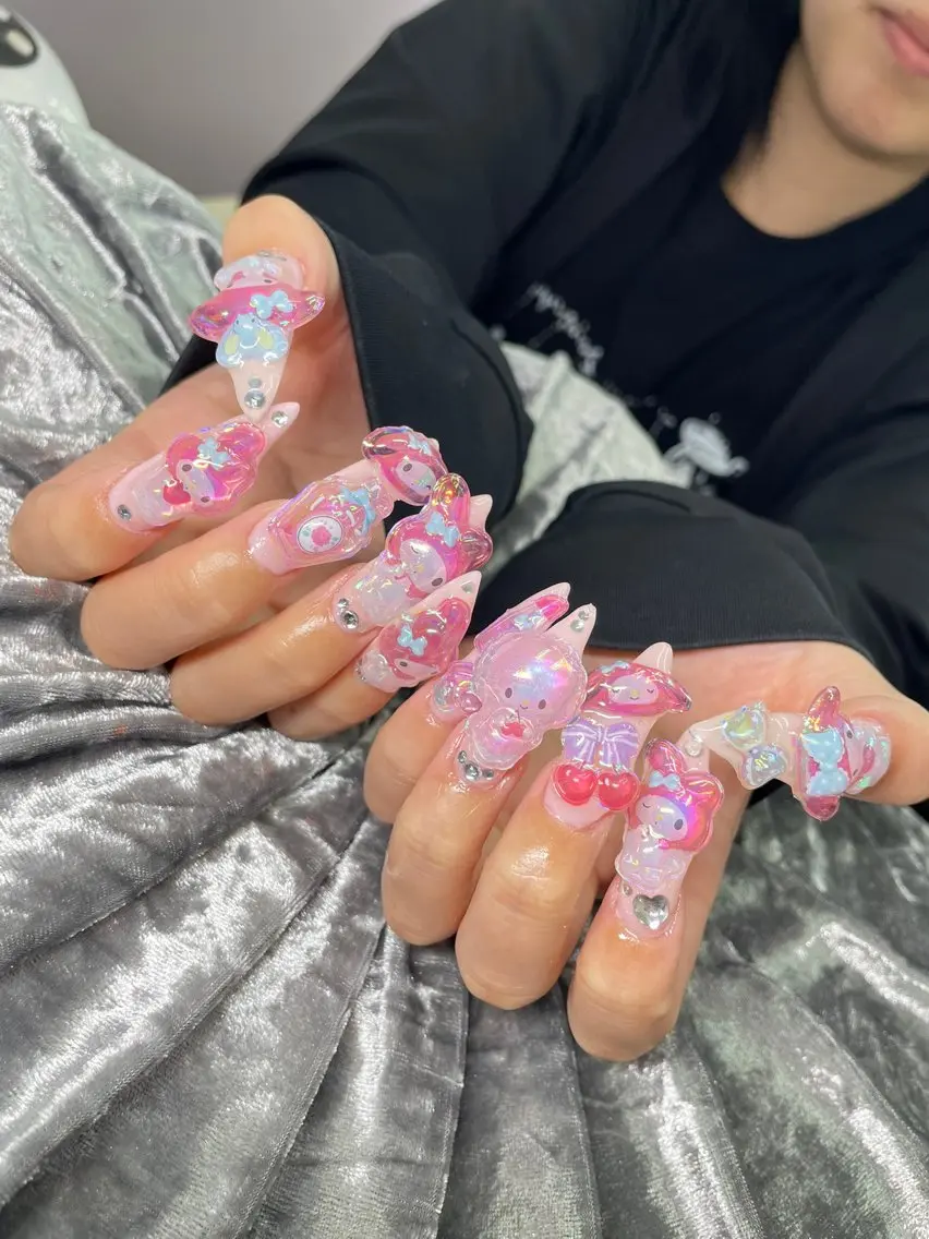 ネイル ハンドネイル Mumu眉毛,ネイル モデル募集中🪄のネイルデザイン