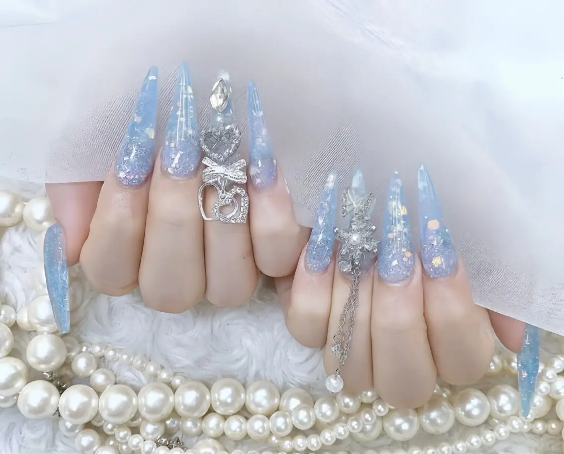 ネイル オーロラネイル ブルー フットネイル ジェルネイル 氷ネイル・うるうるネイル ハンドネイル Rin Nail 新大久保店のネイルデザイン