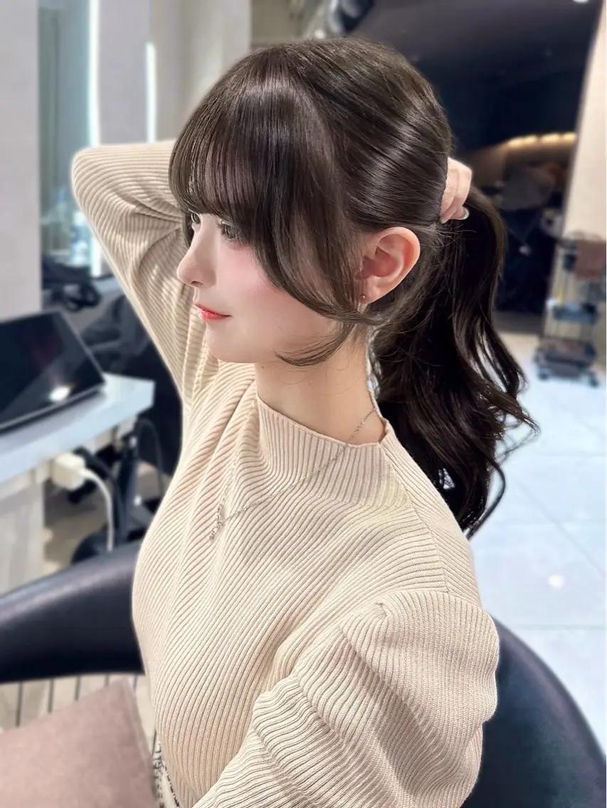 【梅雨の時期に💧】前髪ポイントストレート+ツヤカラー+高保湿1stepトリートメント✨の写真