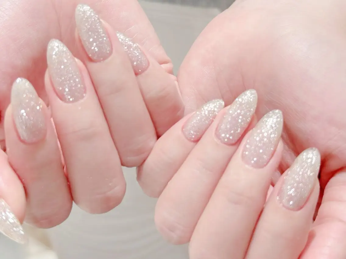 ネイル オーロラネイル チークネイル 長さ出し フットネイル フレンチネイル ハンドネイル ハンドケア Zz nail salonのネイルデザイン