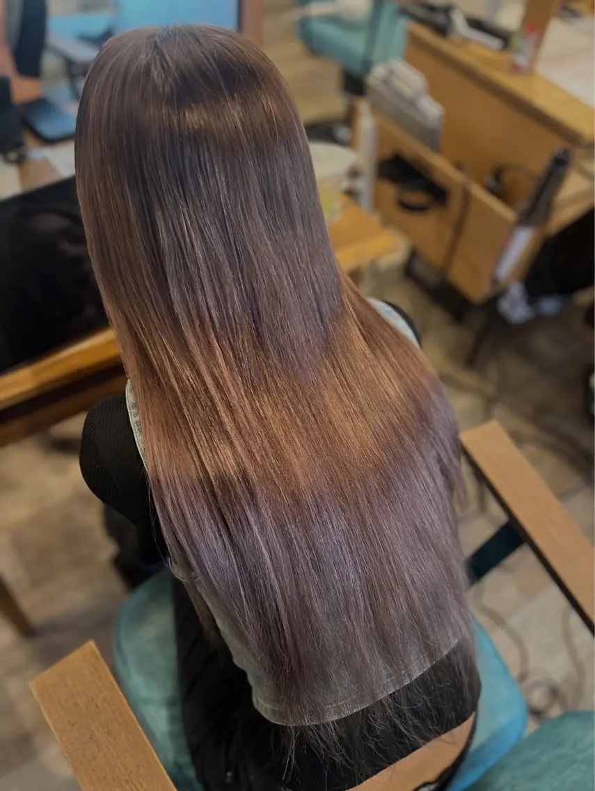 ロング カラー ベージュカラー ブリーチ 透明感カラー ラベンダーカラー ピンクカラー カット ヘアカラー トリートメント Liere Muuのヘアスタイル