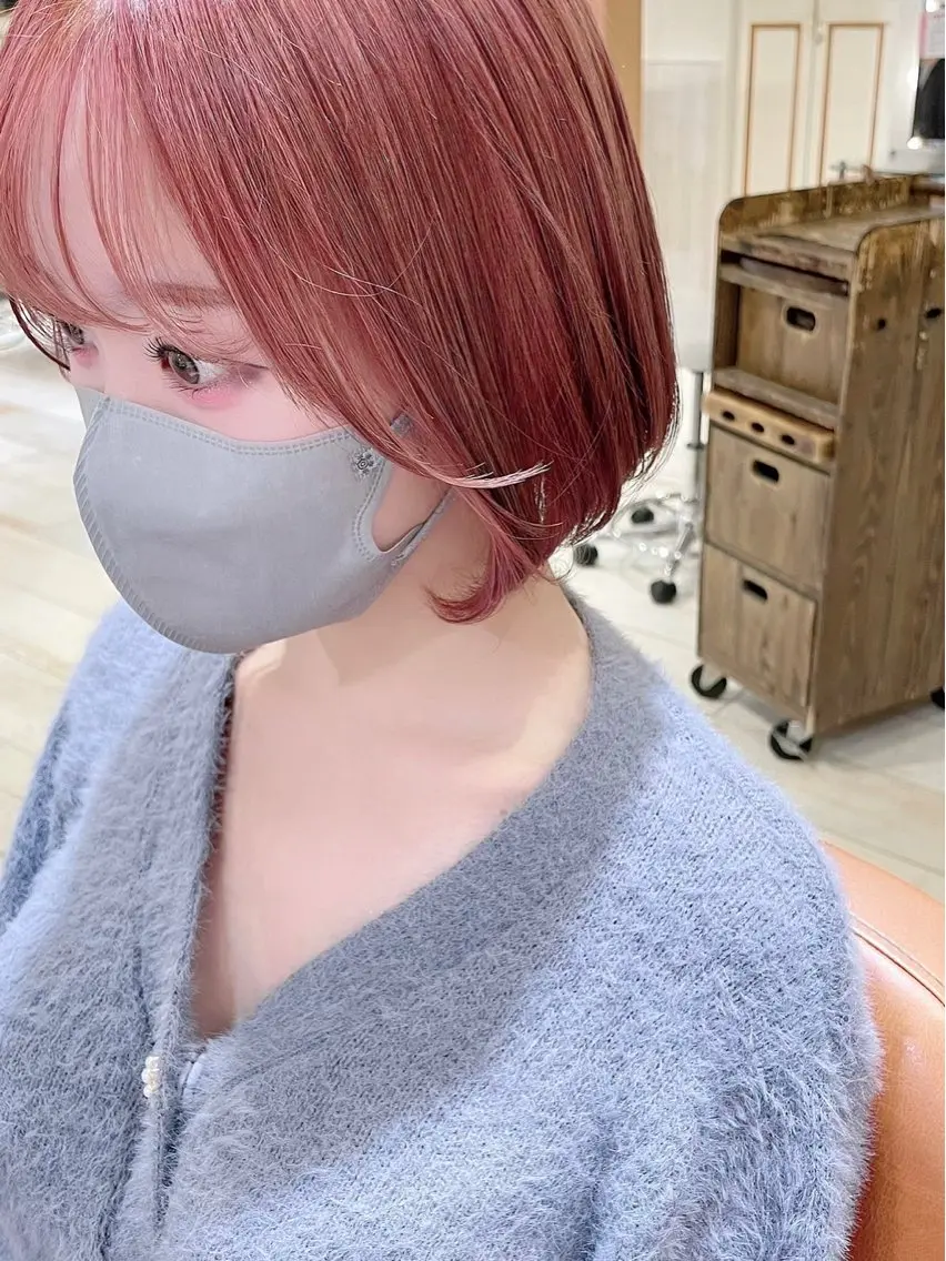 ショート カラー ブリーチ ピンクカラー レッドカラー ショートヘア 🐳 あゆは🐳のヘアスタイル