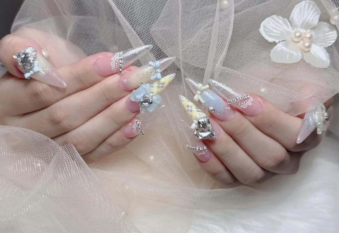 ネイル アートネイル 韓国ネイル 持ち込み ワンホンネイル Lenie Nailsのネイルデザイン