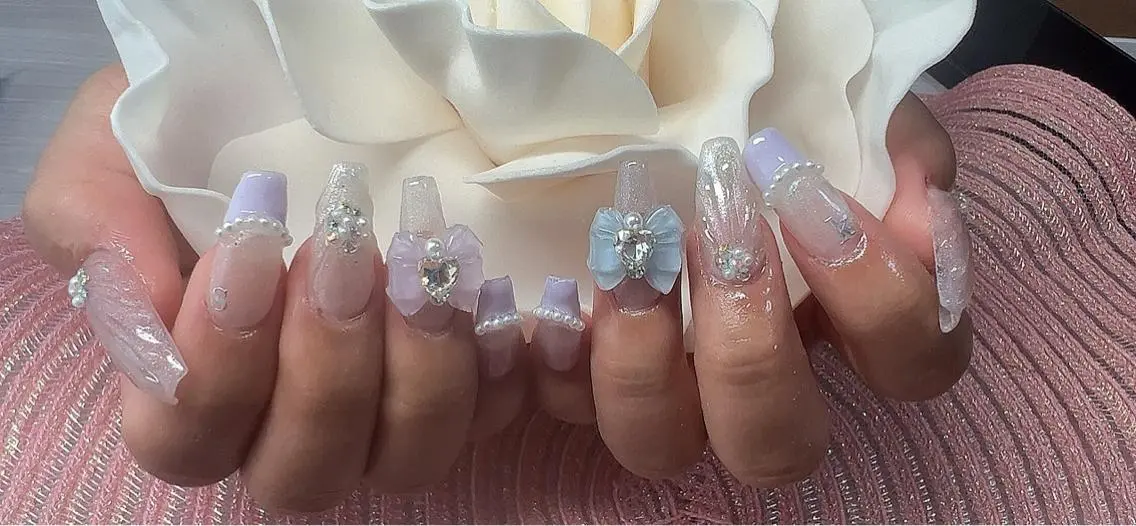 ネイル リボン Mimi Nailのネイルデザイン