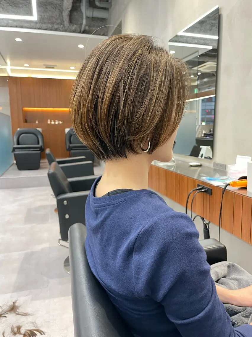 ショート カラー 華 /ショート/ボブのヘアスタイル