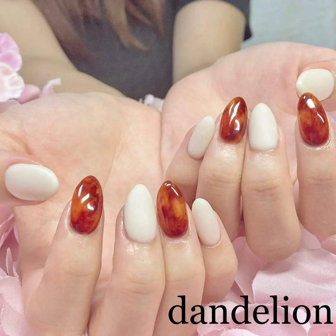 ネイル ハンドネイル ハンドケア dandelion ダンデライオンのネイルデザイン