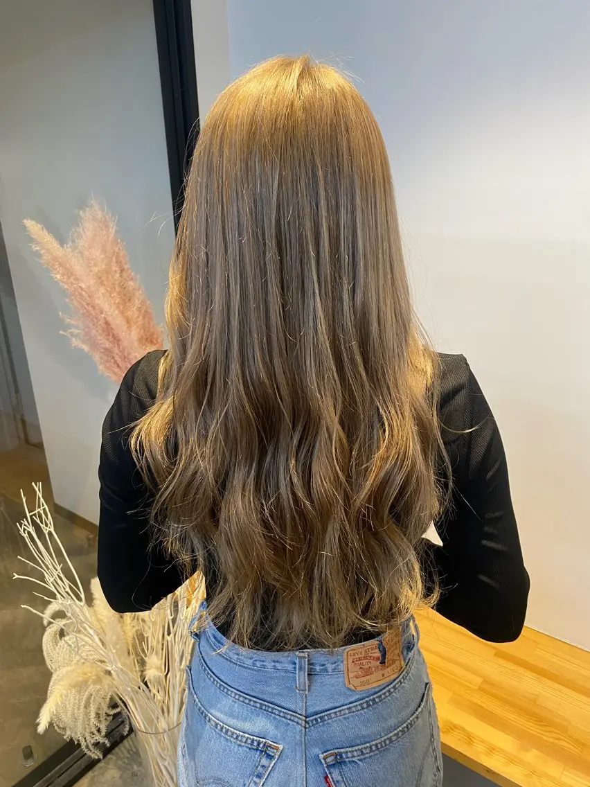 ロング カラー 🌼ハイライト透明感 🌼maiのヘアスタイル