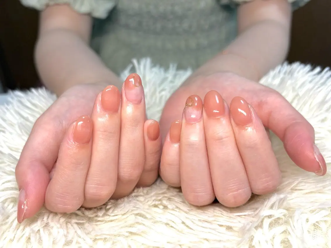 ネイル ハンドネイル パッチリオメメ Lianaのネイルデザイン