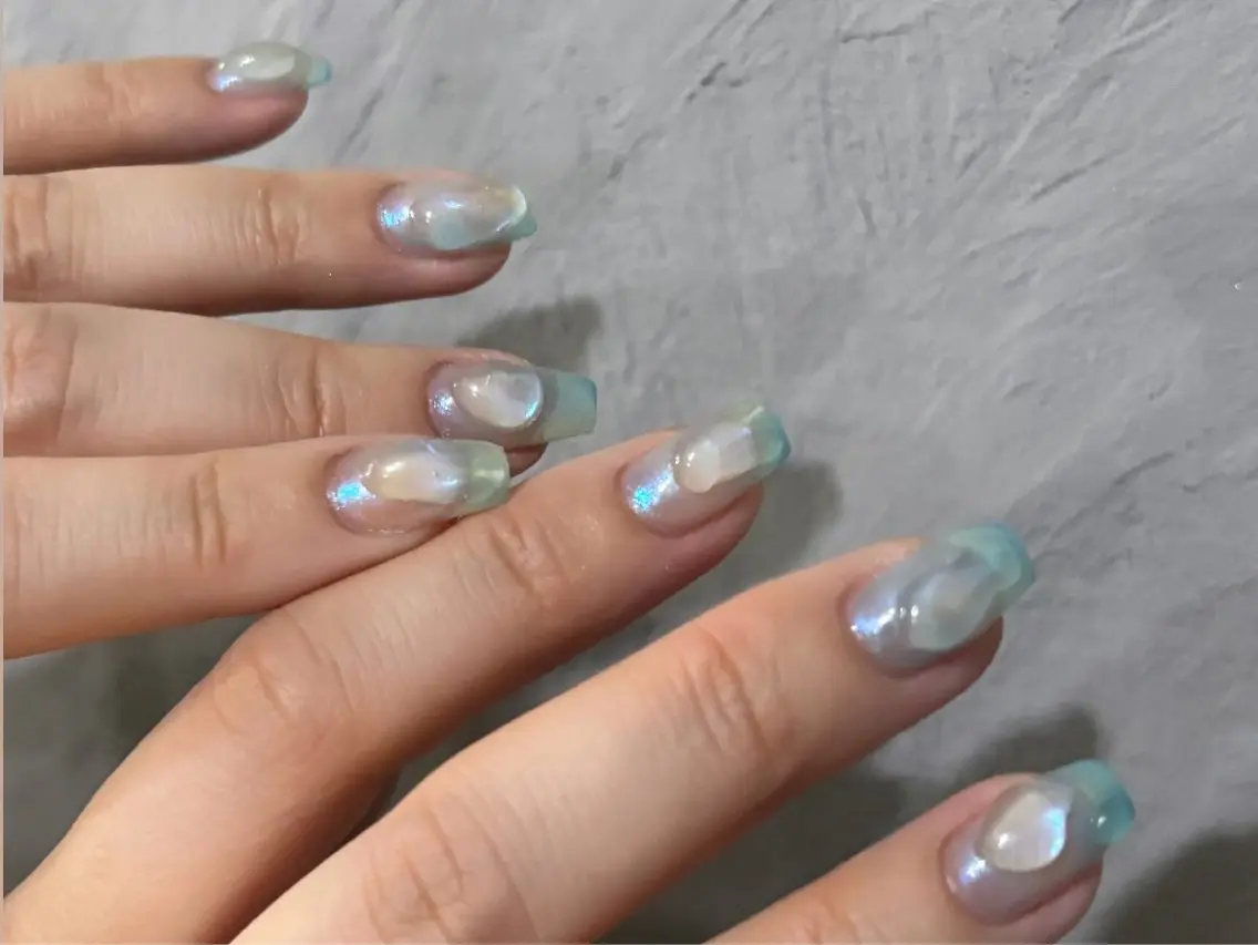 ネイル ハンドネイル フットネイル 🪐富島彩夏 /海外nail🪐のネイルデザイン