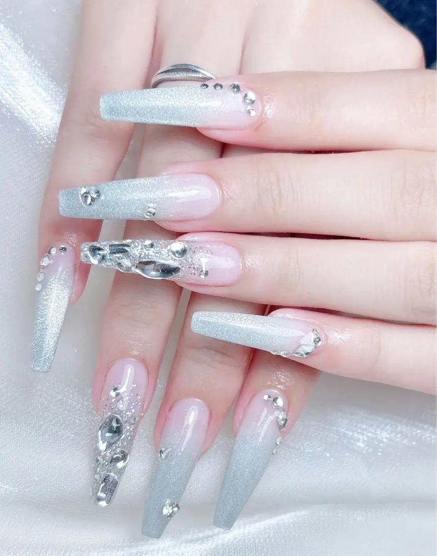 ネイル ハンドネイル M🌷nail 長さだし専門店のネイルデザイン