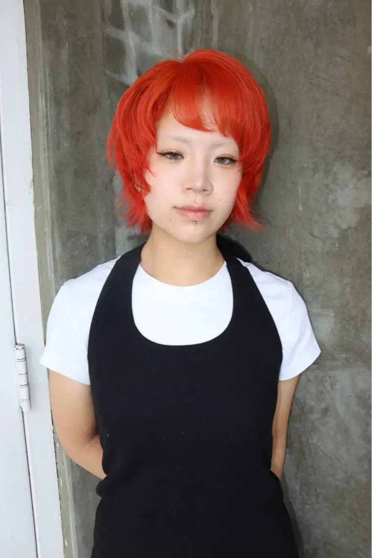ショート カラー ヘアカラー 小森 梨華のヘアスタイル